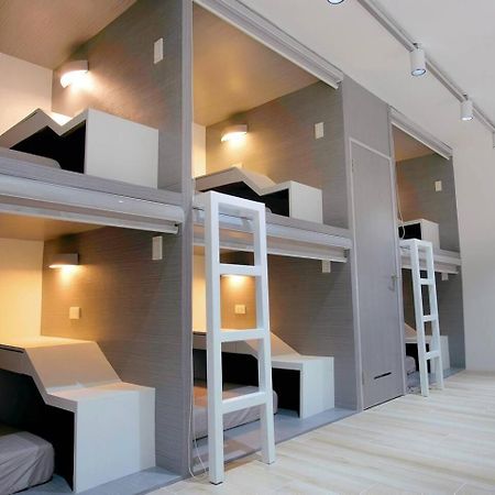 Otravel Hostel 5 Minutes From Mactan Airport Đảo Mactan Ngoại thất bức ảnh